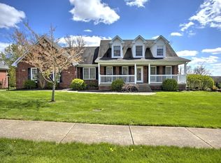 1922 Prestwick Dr, La Grange, KY 40031