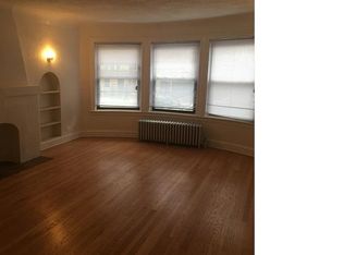 266 N Sacramento Blvd #1, Chicago, IL 60612
