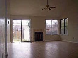 Large fm. room w/ catheral ceiling and adjoining formal dining, new lam. flr'g