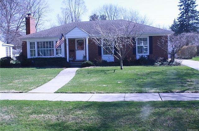 1st image of 16091 Dunblaine Ave