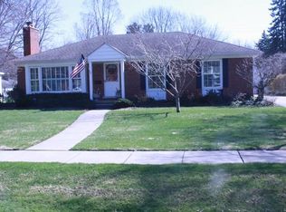 16091 Dunblaine Ave, Beverly Hills, MI 48025