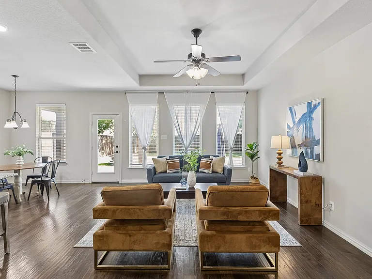 1545 Tanglewood Trl — Photo 8