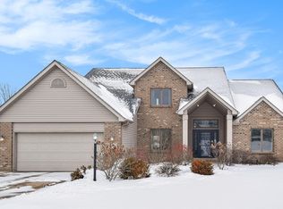 2152 Heather Ct, Warsaw, IN 46580
