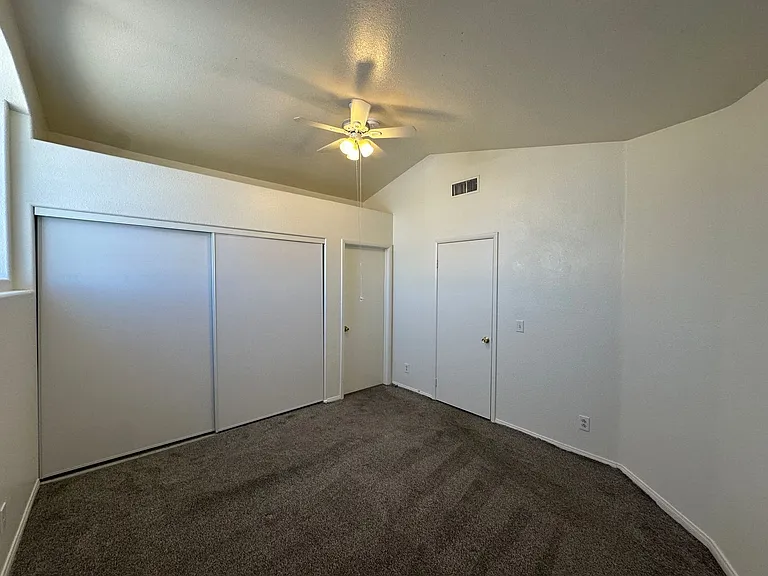 6457 Cedar Breaks Ave — Photo 4