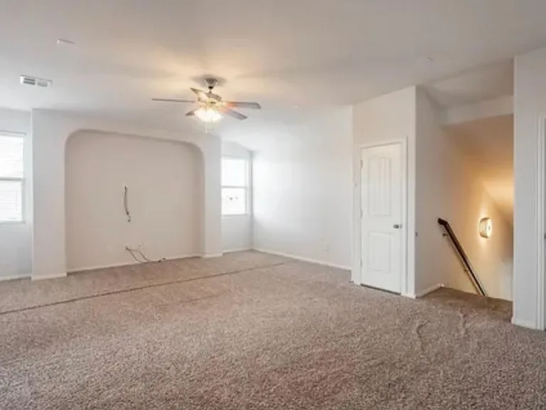 908 Founders Rd — Photo 6