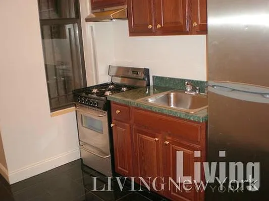 Rented by Living New York | media 9