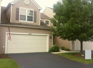 1054 Colonial Dr, Joliet, IL 60432