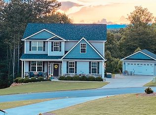 12 Lodge Way, Travelers Rest, SC 29690