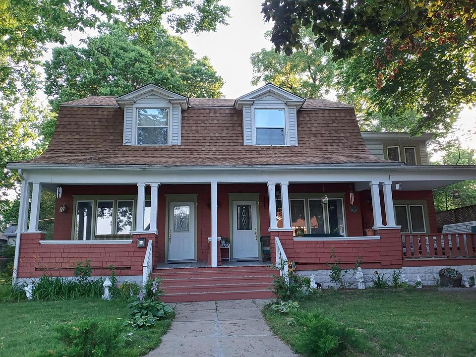 1st image of 1034 Woodward Ave