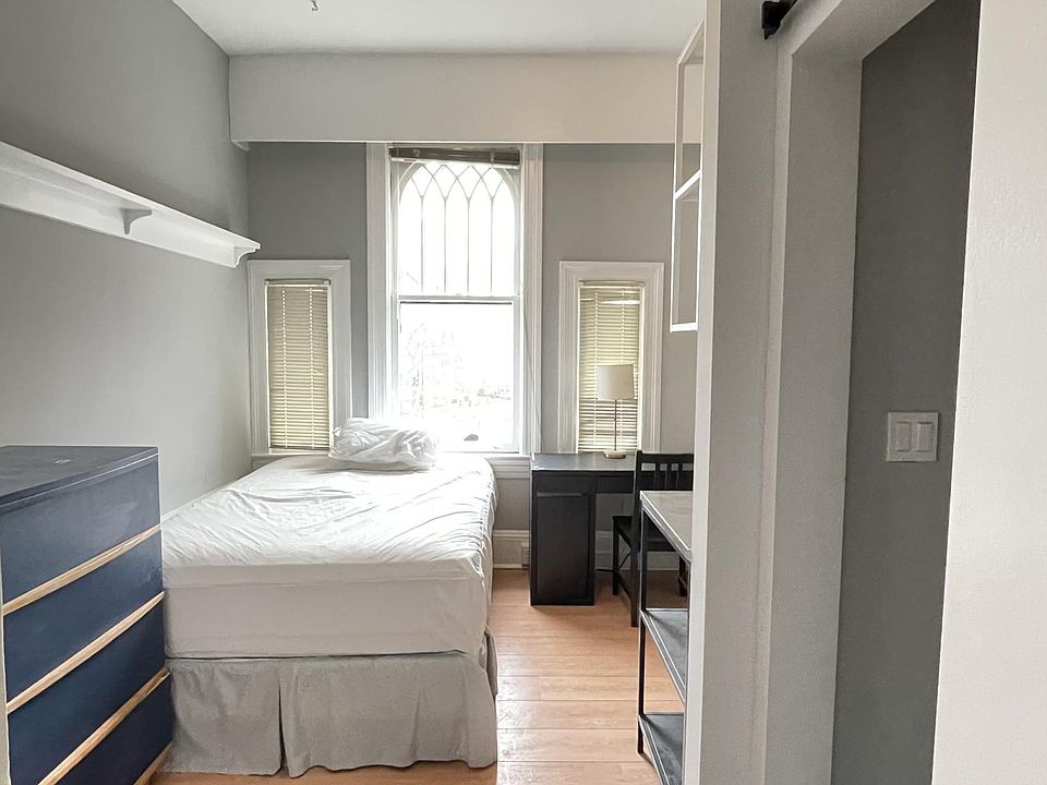 1st image of 3301 16th St NW #5