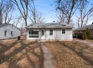 10040 Albany St, Oak Park, MI