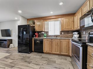 2710 N Pilgrim Ln, Boise, ID 83704