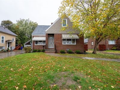 486 Potters Rd, Buffalo, NY, 14220