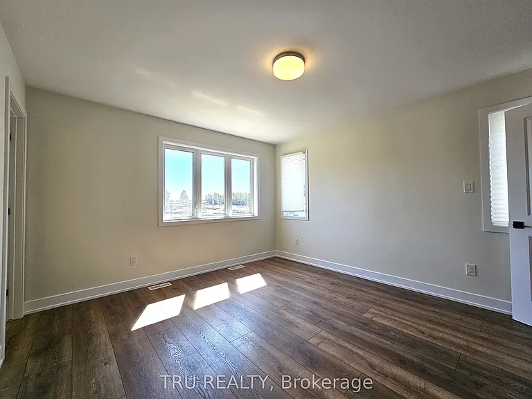 146 Wallace St — Photo 29