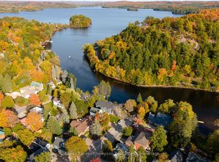 32 Church St, Huntsville, ON P1H 1H1