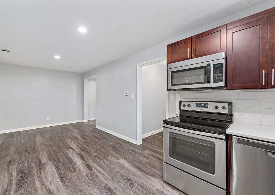 706-708 710th St E #139