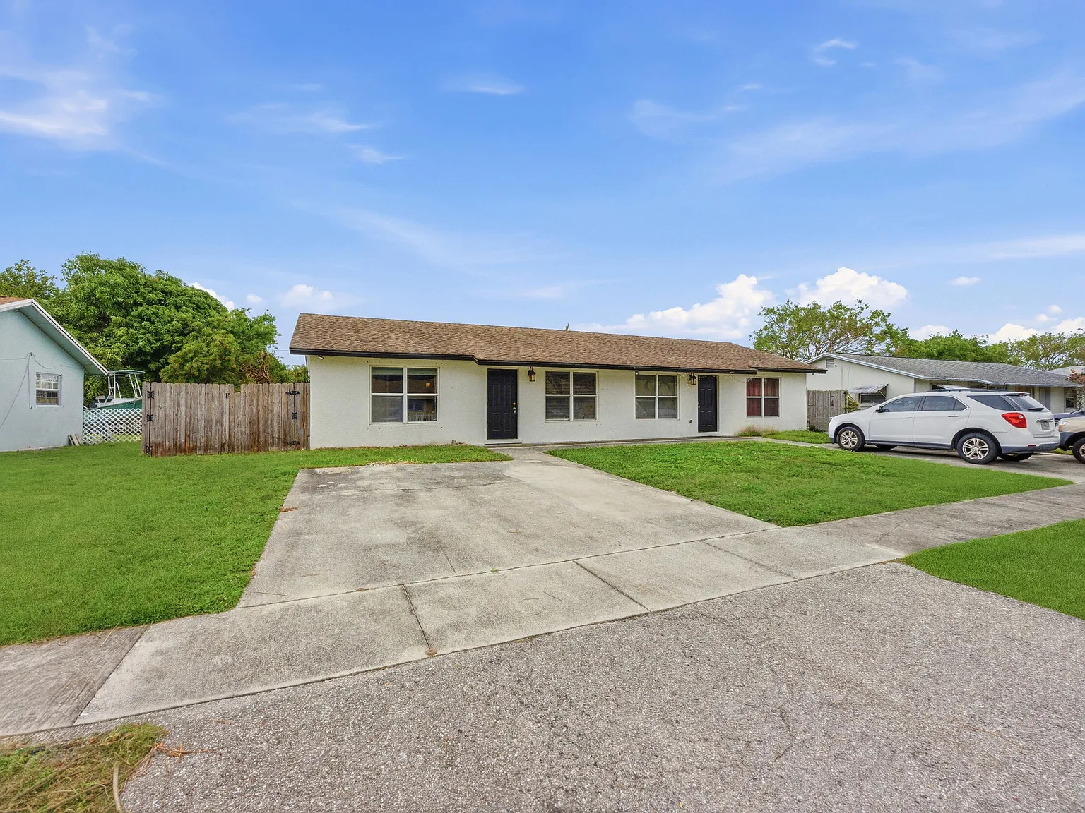 2 bed, 1.0 bath, 900 sqft, $2,000 — Photo 2
