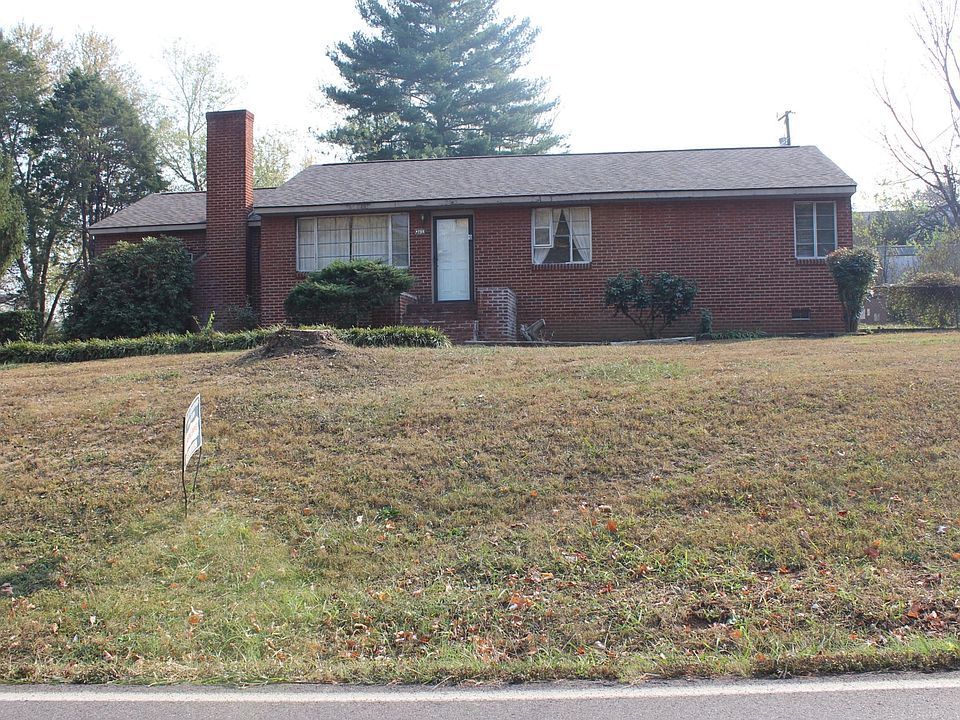 1st image of 4208 NW Lonas Dr