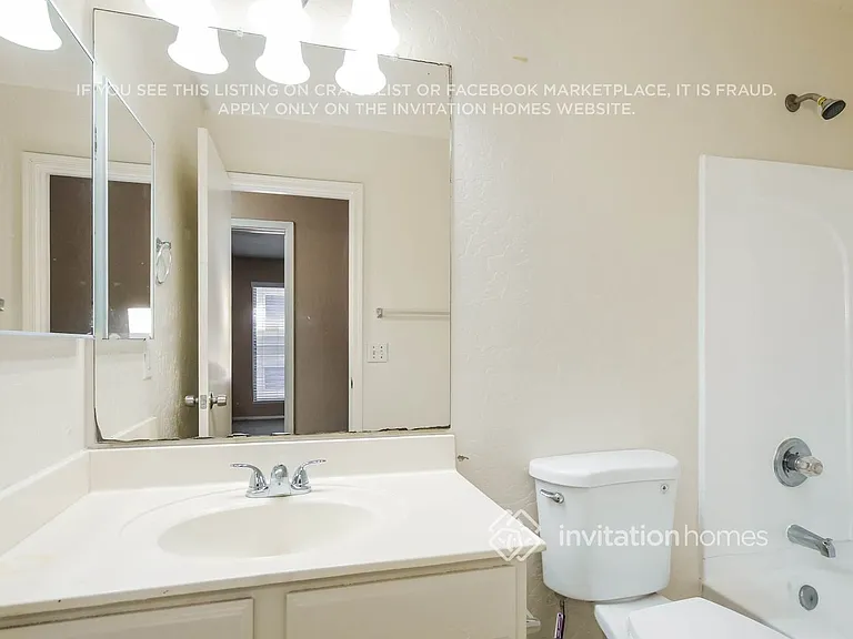 13442 W Rose Ln — Photo 15
