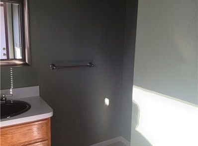 4th image of 530 Terrace Ln