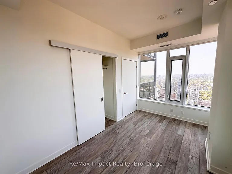 11 Yorkville Ave #4602 — Photo 20