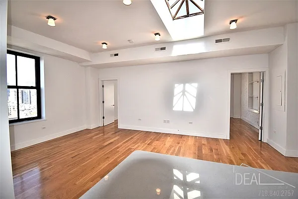 Rented by Ideal Properties Group | media 15