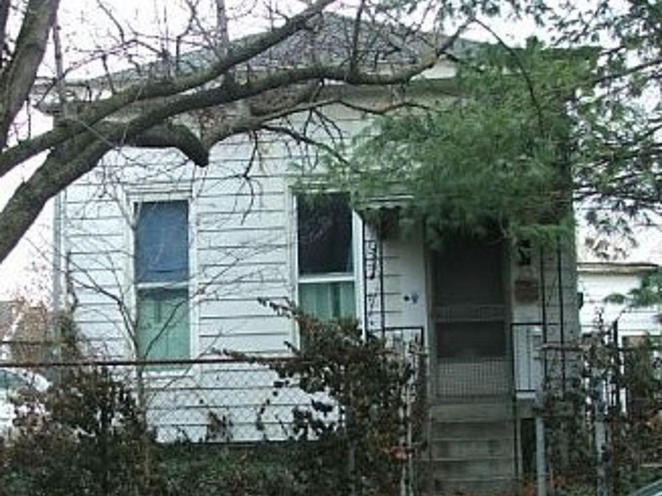 1st image of 817 E Chestnut St #1