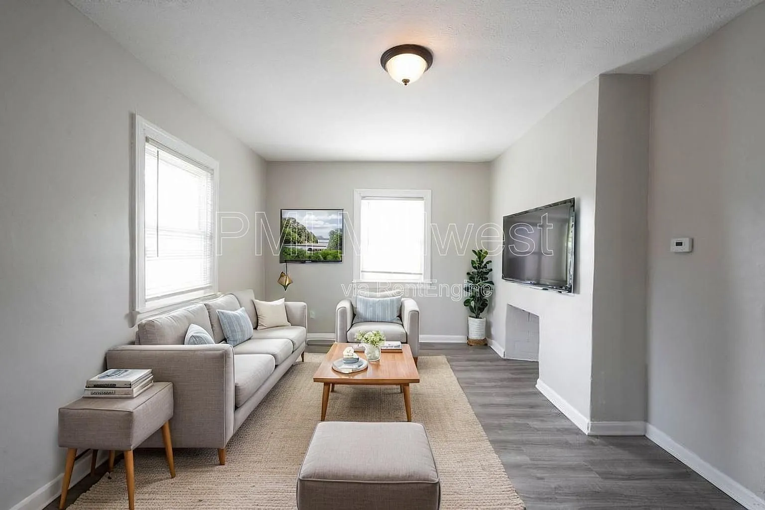 3 bed, 1.0 bath, 1001 sqft, $1,149 — Photo 4