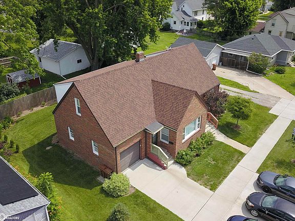 2nd image of 711 7th Ave