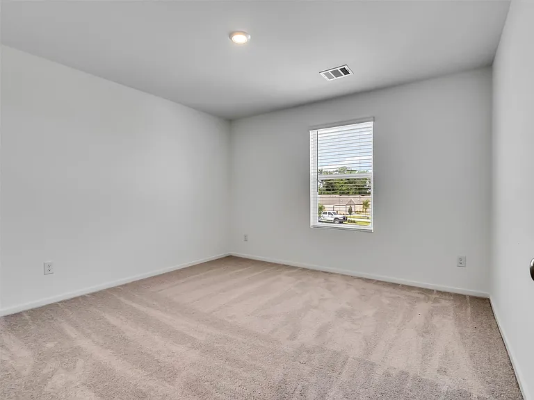 31404 Pratola Serra Cir — Photo 30