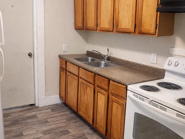 3114 Agnes Ave #A — Photo 3