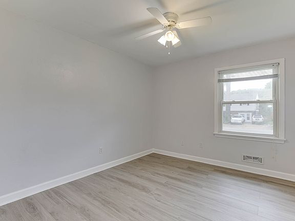 3rd image of 243 Faulk Rd