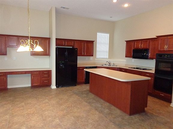 3rd image of 4932 Gertrude Dr