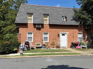 1 Brighton Village Dr, Broomall, PA 19008