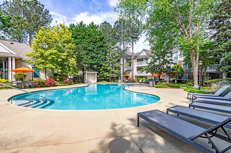 The Lodge at Mallard Creek Apartments — Photo 4