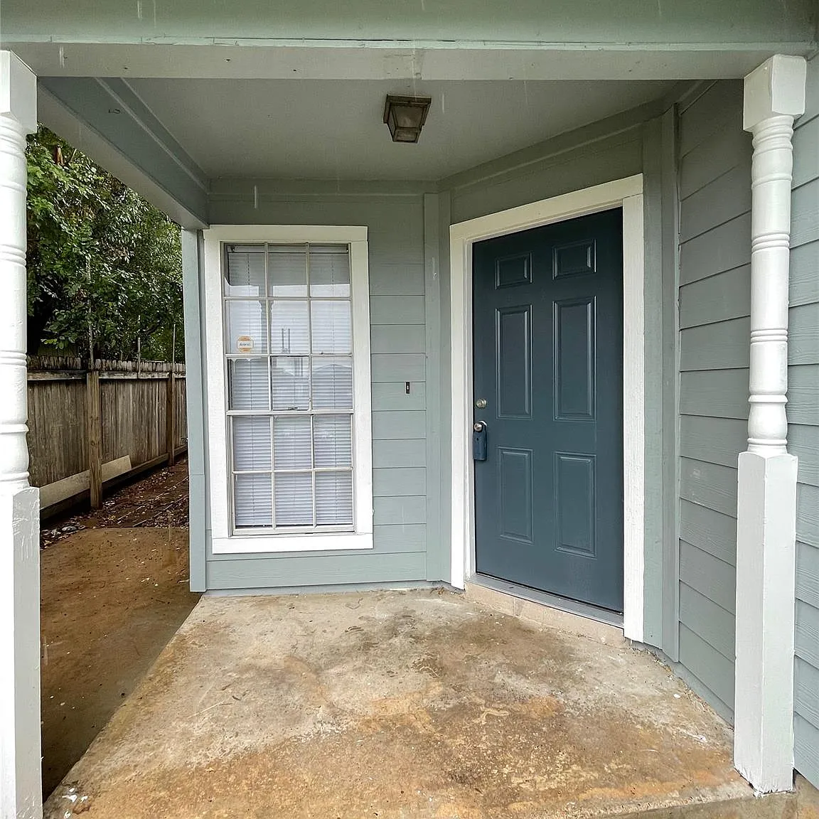 2 bed, 2.0 bath, 1821 sqft, $1,495 — Photo 2