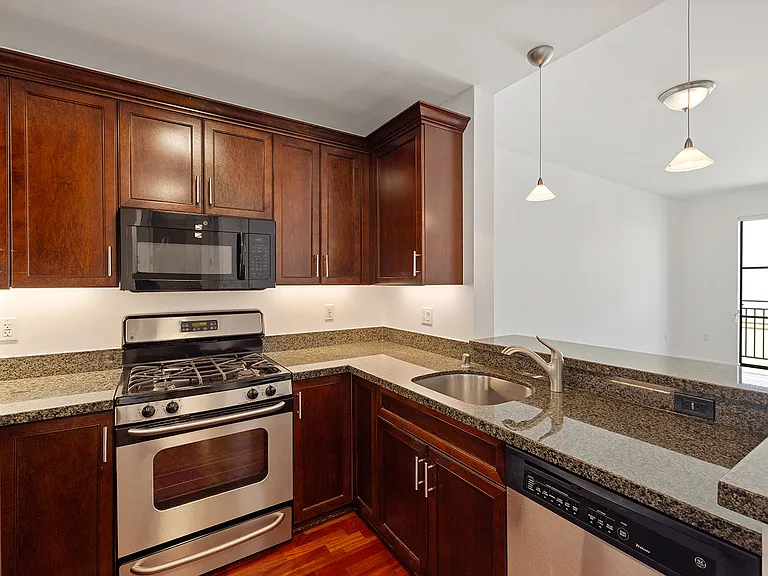88 Townsend St #417 — Photo 4