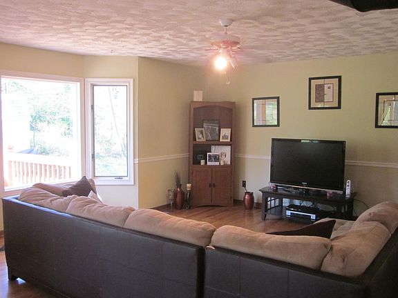 Bay window in family room