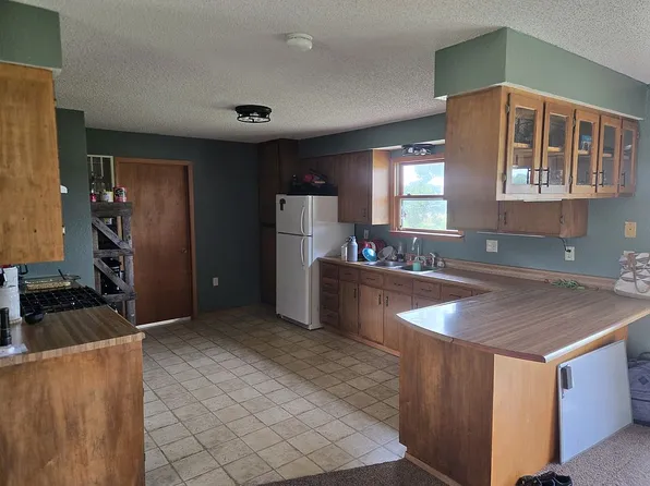 15892 Mellow Dr, Cabool, MO 65689