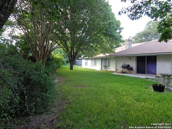 4th image of 2902 Hedgewyck St