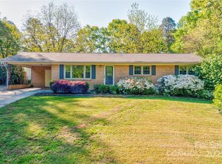 113 Princess Ln, Dallas, NC 28034