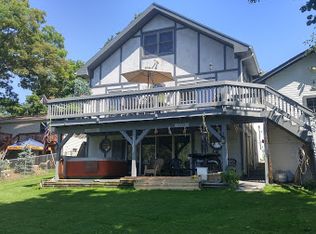 414 S River Rd, Algonquin, IL 60102