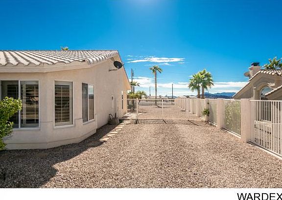3rd image of 3540 Chemehuevi Blvd