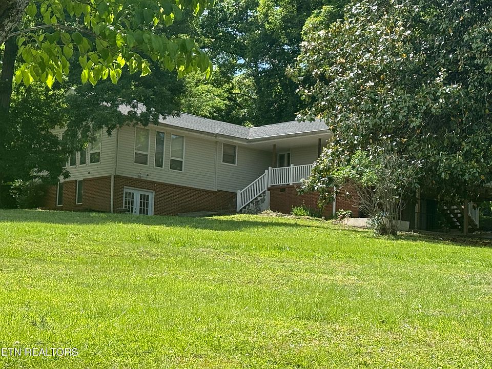 1st image of 104 Mainsail Rd