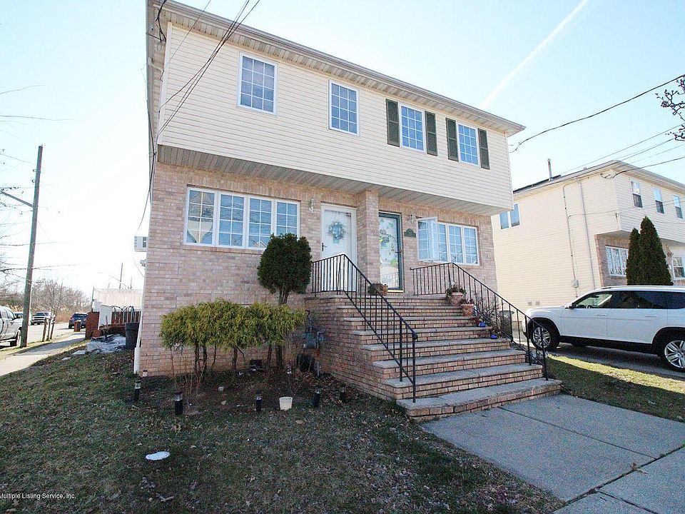 1st image of 148 Roswell Ave