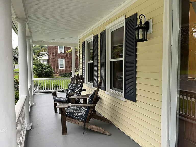 62 Spruce St #1 — Photo 3