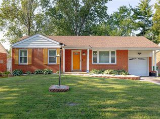 1074 Fontaine Pl, Saint Louis, MO 63137
