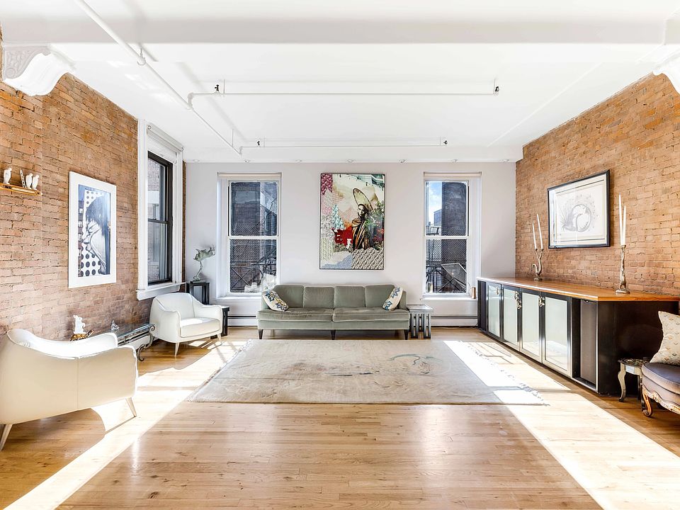1st image of 722 Broadway APT 6