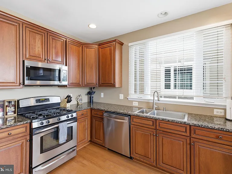 43905 Hickory Corner Ter #105 — Photo 7