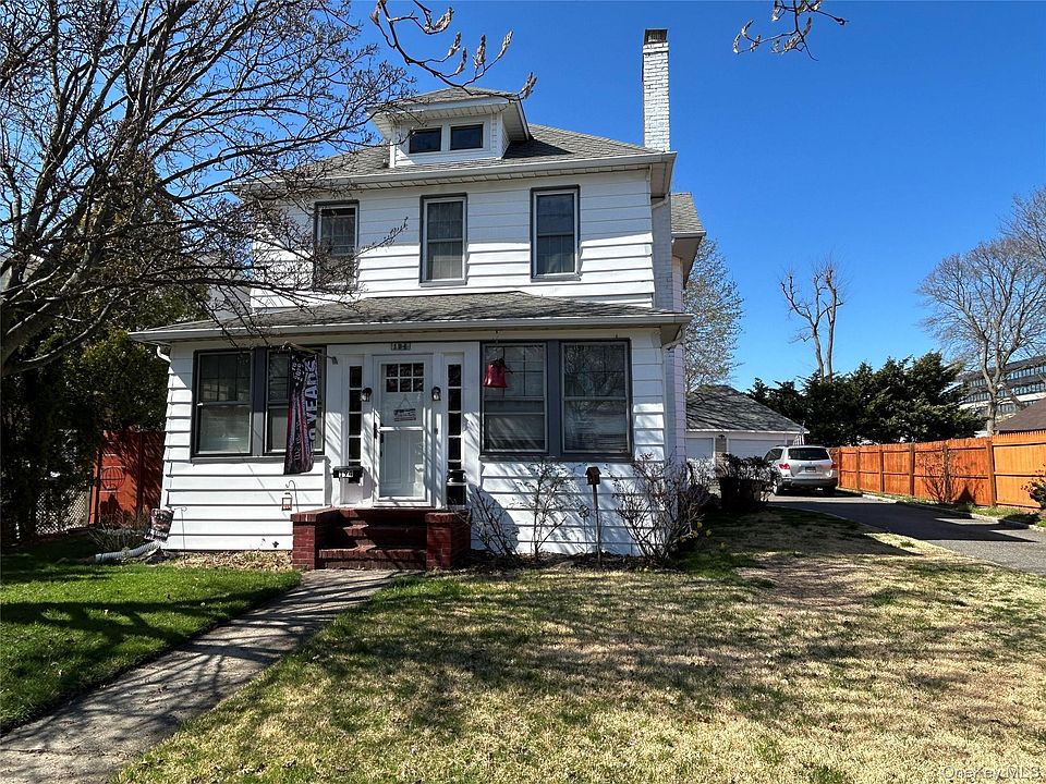 1st image of 194 W Marie St